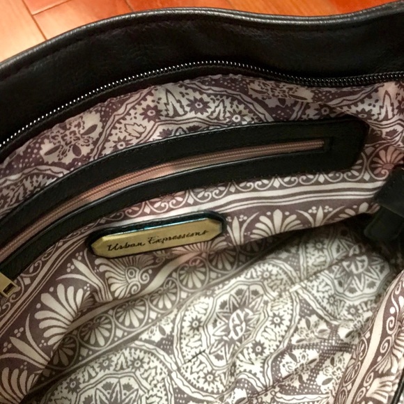 Urban Expressions Black & Gold Shoulder Bag - Picture 3 of 3